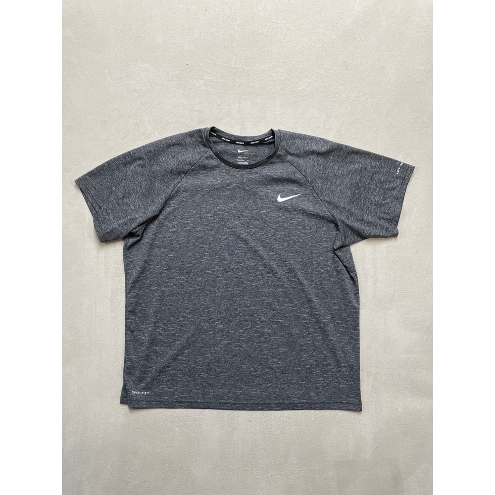 Nike Swim Dri-FIT Mens XL Gray Heather Short Sleeve Performance Tee NESSA589